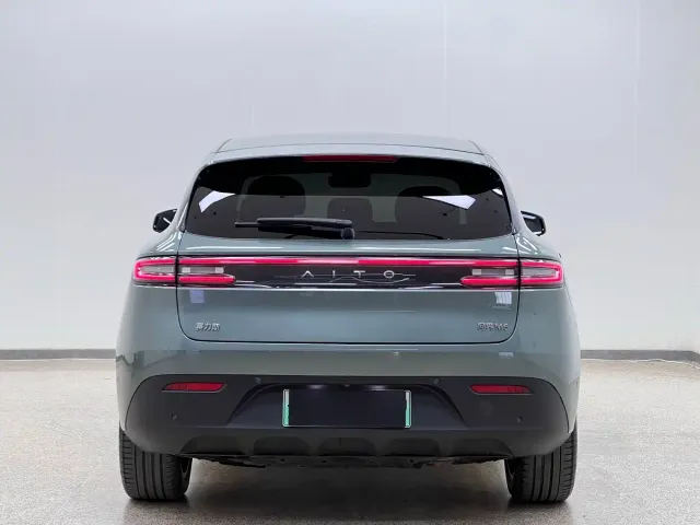 Aito M5 — Фото автомобиля 13