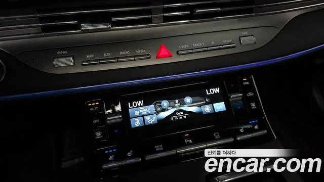 Hyundai Grandeur — Фото автомобиля 24
