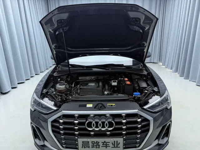 Audi Q3 — Фото автомобиля 9