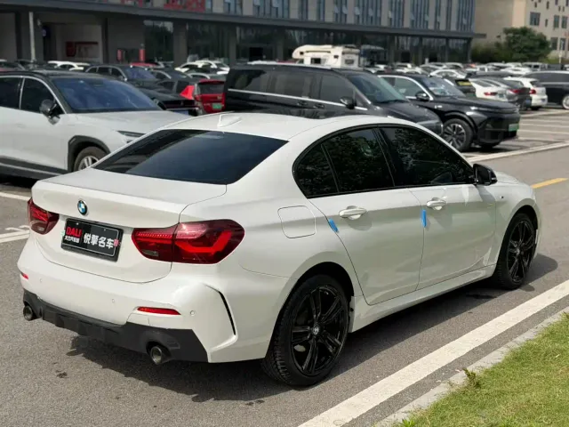 BMW 1 Series — Фото автомобиля 9