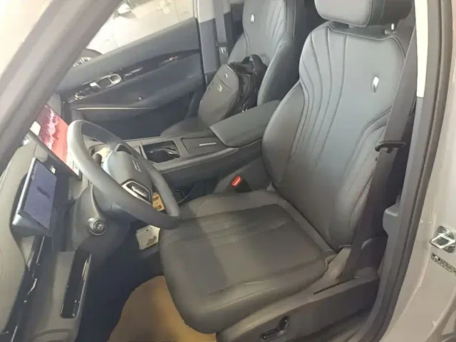 Geely Galaxy E5 — Фото автомобиля 14