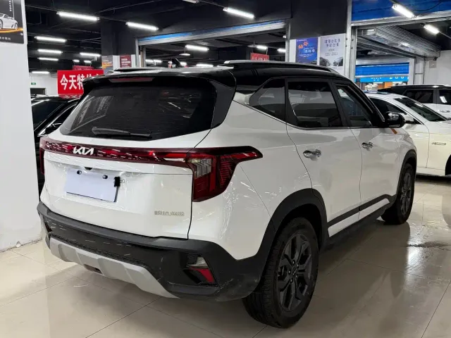 Kia Seltos — Фото автомобиля 6