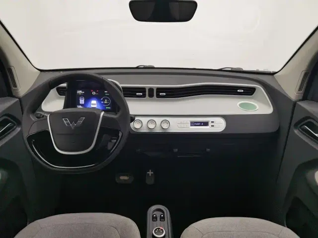 Wuling Hongguang Mini EV — Фото автомобиля 5