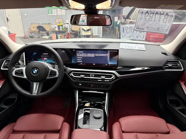 BMW 3 Series — Фото автомобиля 10