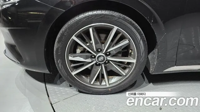 Hyundai Grandeur Grandeur (New) — Фото автомобиля 5