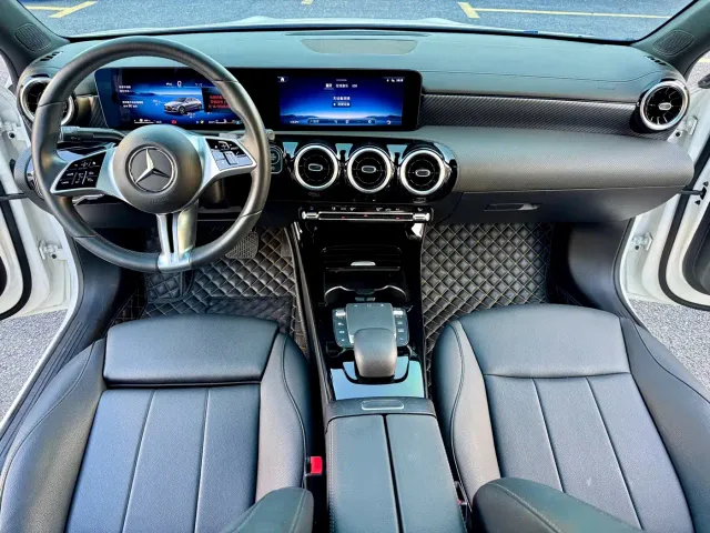 Mercedes-Benz A-Class — Фото автомобиля 13