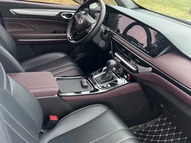 GAC Trumpchi M6 — Фото автомобиля 26