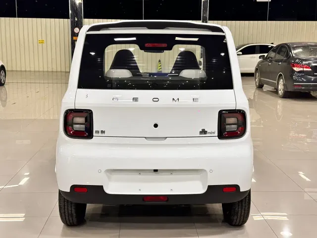 Geely Panda — Фото автомобиля 8