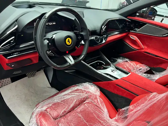 Ferrari Purosangue — Фото автомобиля 16