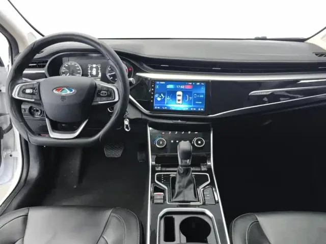 Chery Arrizo 5 — Фото автомобиля 12