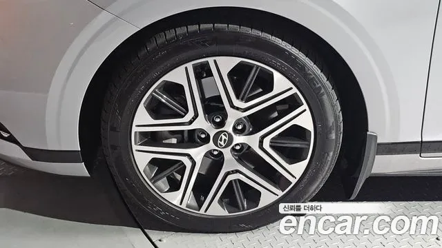 Hyundai Grandeur Grandeur (GN7) 3.5 Бензин 2WD — Фото автомобиля 5