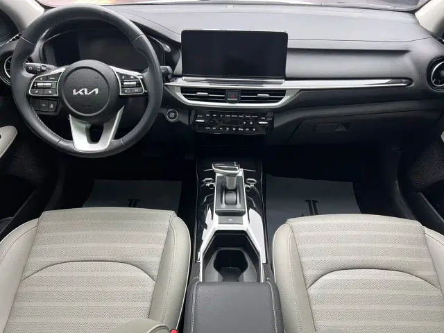 Kia K3 — Фото автомобиля 9