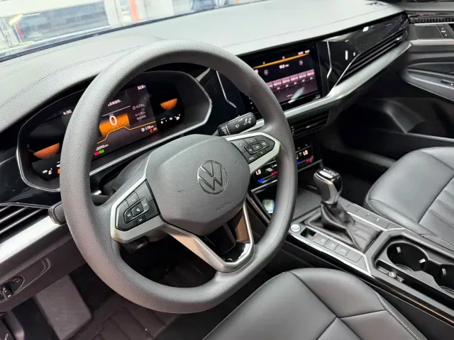 Volkswagen Passat — Фото автомобиля 9