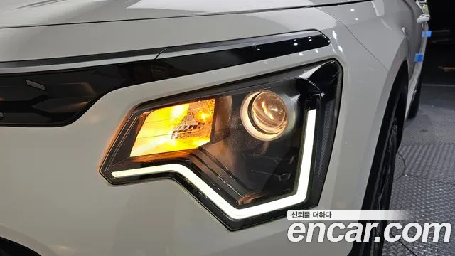 Kia Niro Niro (New) — Фото автомобиля 7