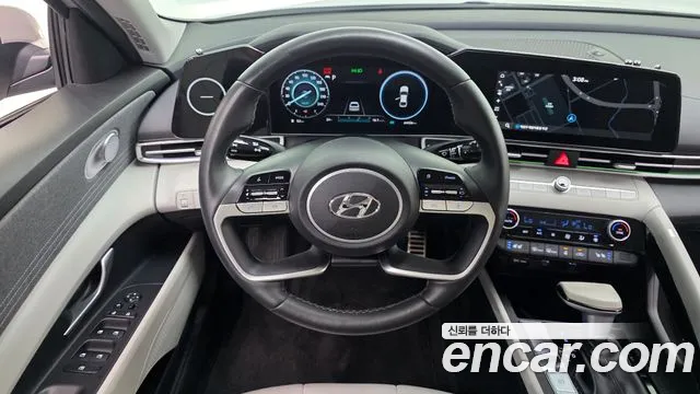 Hyundai Avante CN7 — Фото автомобиля 14
