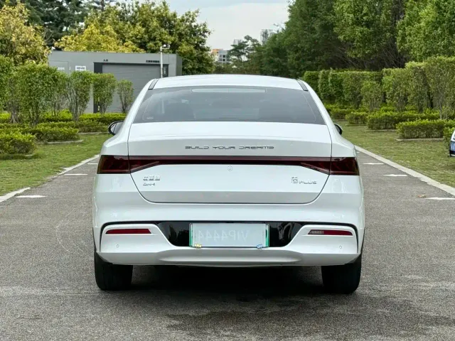 BYD Qin PLUS — Фото автомобиля 9