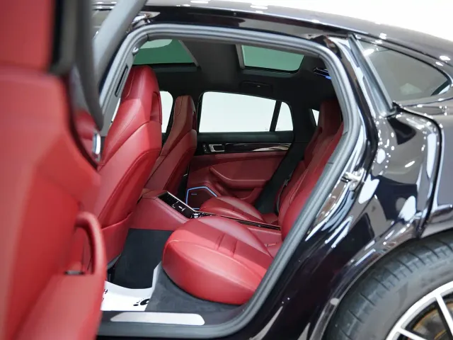 Porsche Panamera — Фото автомобиля 22
