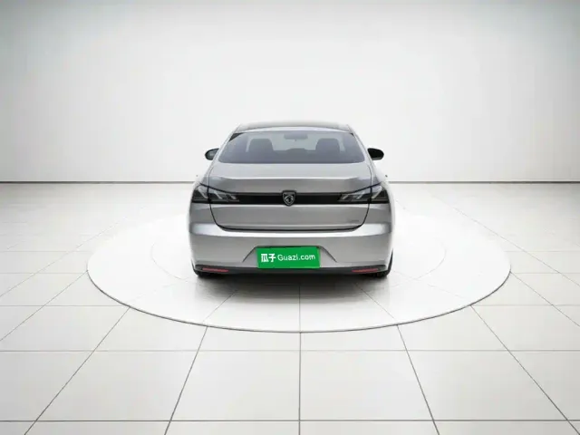 Peugeot 408 — Фото автомобиля 5