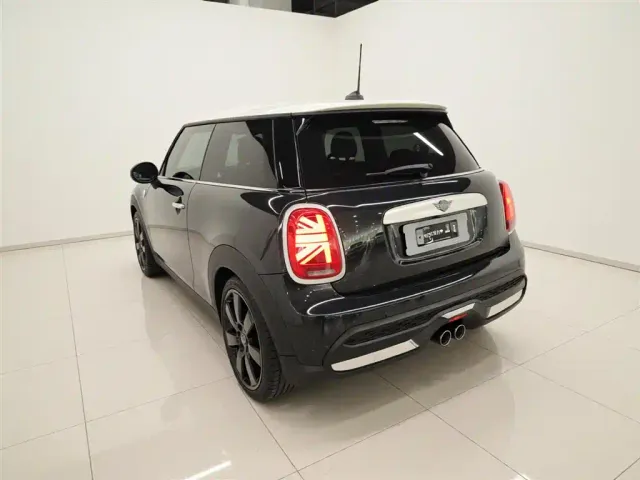 MINI Hatch — Фото автомобиля 22