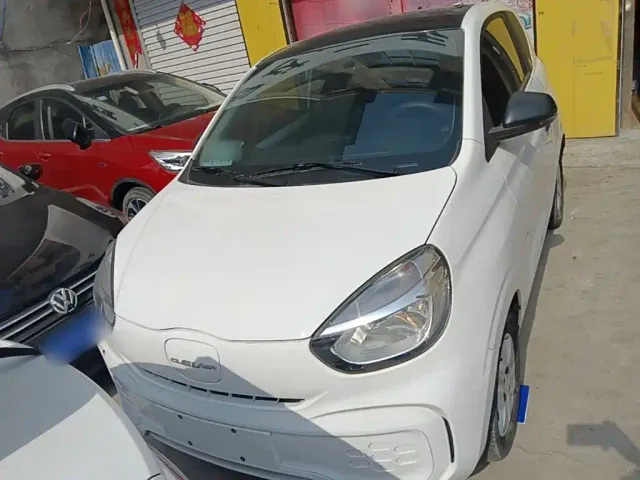 Roewe Clever — Фото автомобиля 2