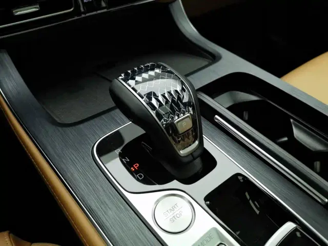 GAC Trumpchi GS8 — Фото автомобиля 13