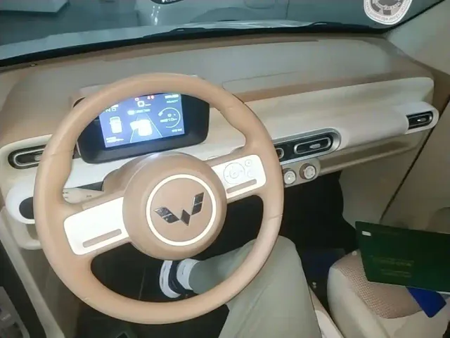 Wuling Hongguang Mini EV — Фото автомобиля 9