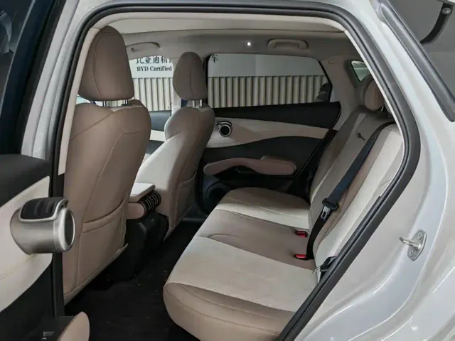 BYD Yuan PLUS — Фото автомобиля 12
