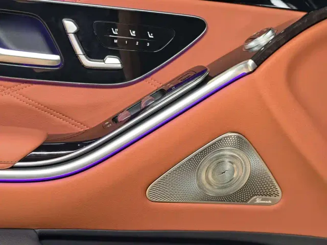 Mercedes-Benz Maybach S-Class — Фото автомобиля 15
