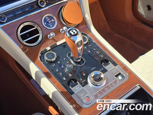 Bentley Continental — Фото автомобиля 18
