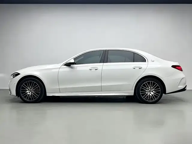Mercedes-Benz C-Class — Фото автомобиля 3