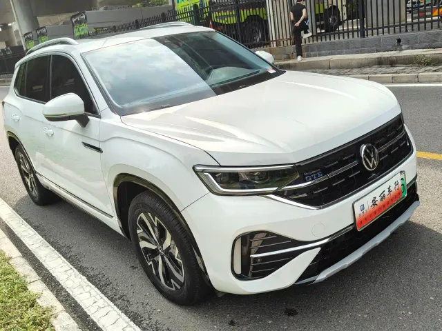 Volkswagen Tayron GTE Plug-in Hybrid — Фото автомобиля 8