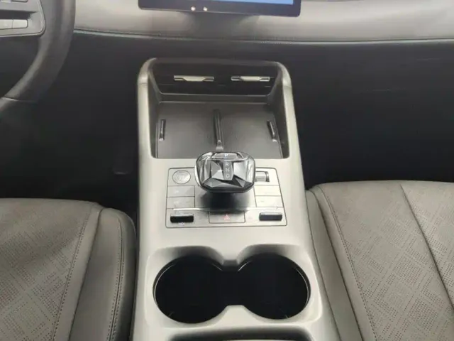 BYD Qin PLUS — Фото автомобиля 16