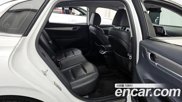 Hyundai Grandeur Новый Grandeur IG — Фото автомобиля 12