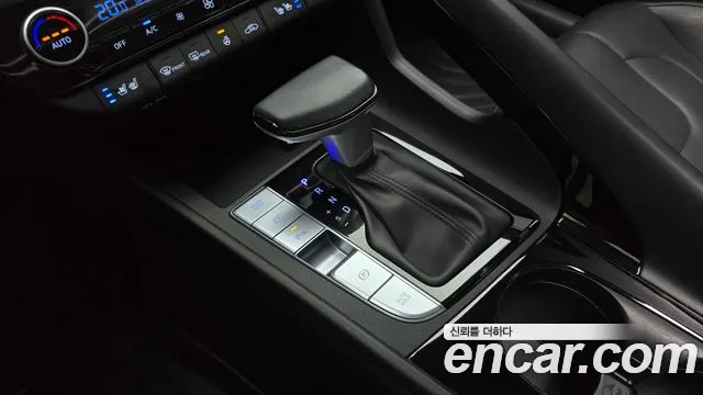 Hyundai Avante CN7 — Фото автомобиля 12