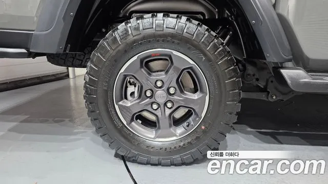 Jeep Gladiator Gladiator (JT) — Фото автомобиля 5
