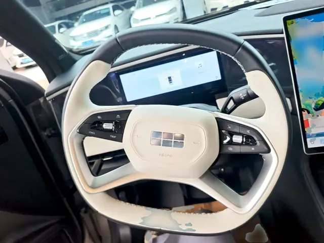 Geely Galaxy L7 — Фото автомобиля 10