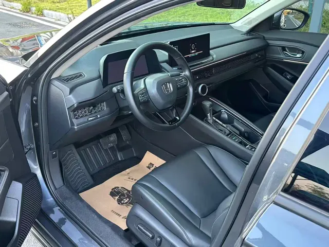 Honda Accord — Фото автомобиля 8