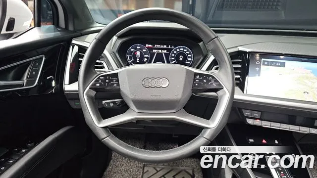 Audi Q4 e-tron F4 — Фото автомобиля 19