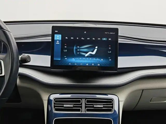 BYD Qin PLUS — Фото автомобиля 12