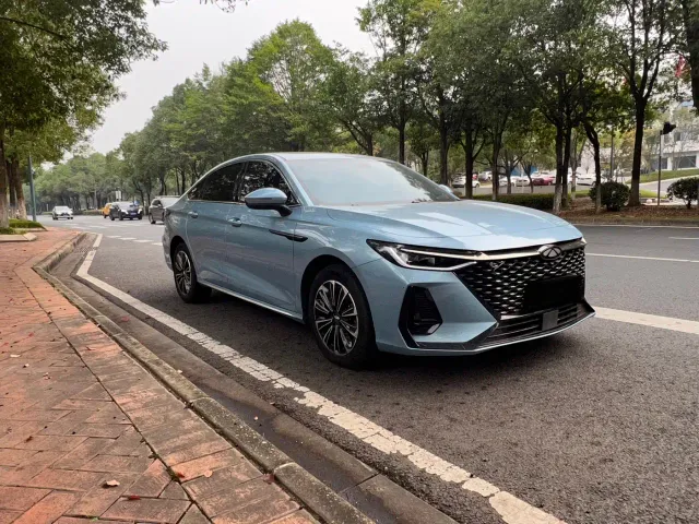 Chery Fulwin A8 — Фото автомобиля 3
