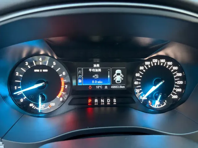 Ford Mondeo — Фото автомобиля 9