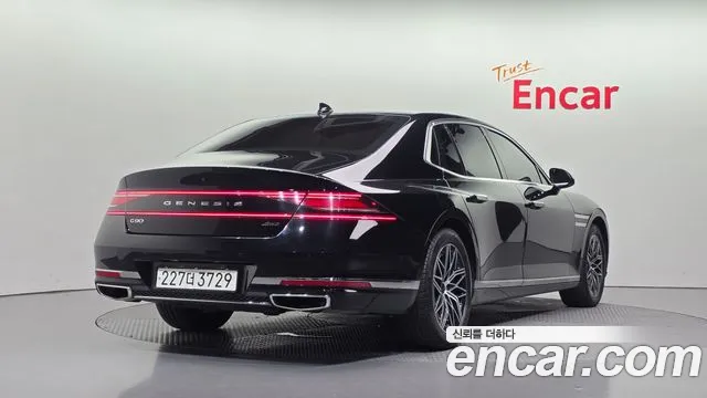 Genesis G90 RS4 — Фото автомобиля 2