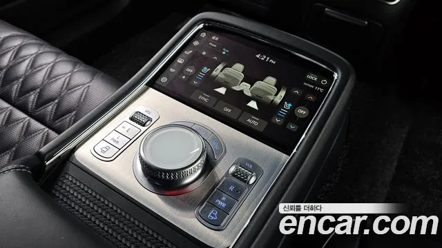 Genesis G90 — Фото автомобиля 16