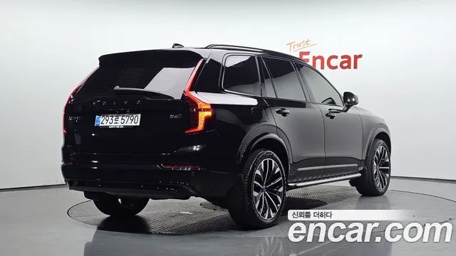 Фотография автомобиля — Volvo XC90 Generation 2