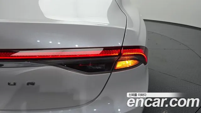 Hyundai Grandeur Grandeur (New) Hybrid — Фото автомобиля 8