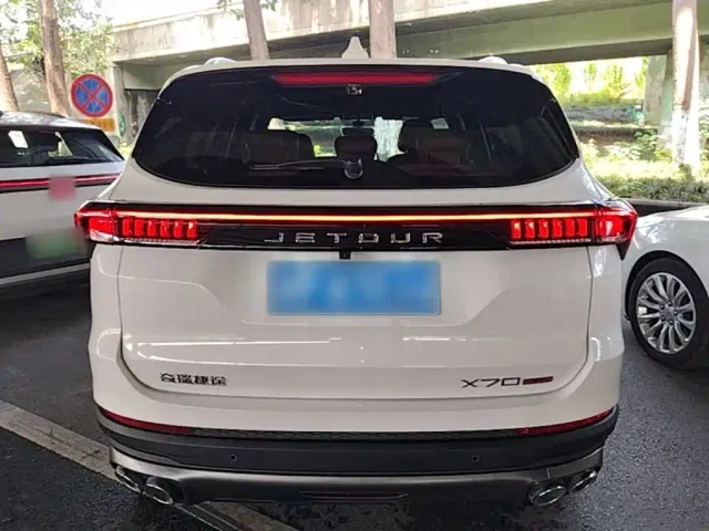 Jetour X70 Plus — Фото автомобиля 5