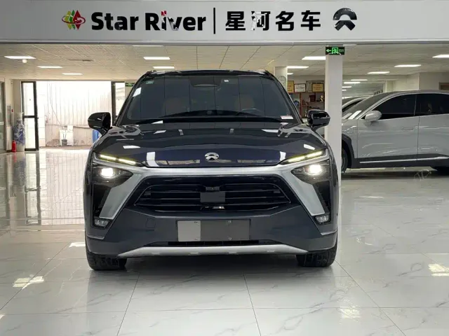 Nio ES8 — Фото автомобиля 2