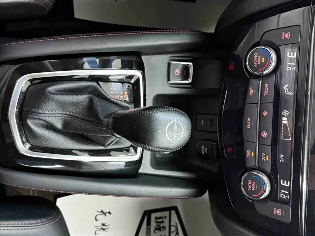 Nissan Qashqai — Фото автомобиля 16