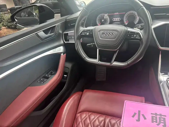 Audi A7L — Фото автомобиля 12