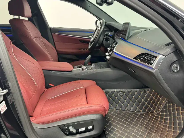 BMW 5 Series — Фото автомобиля 14